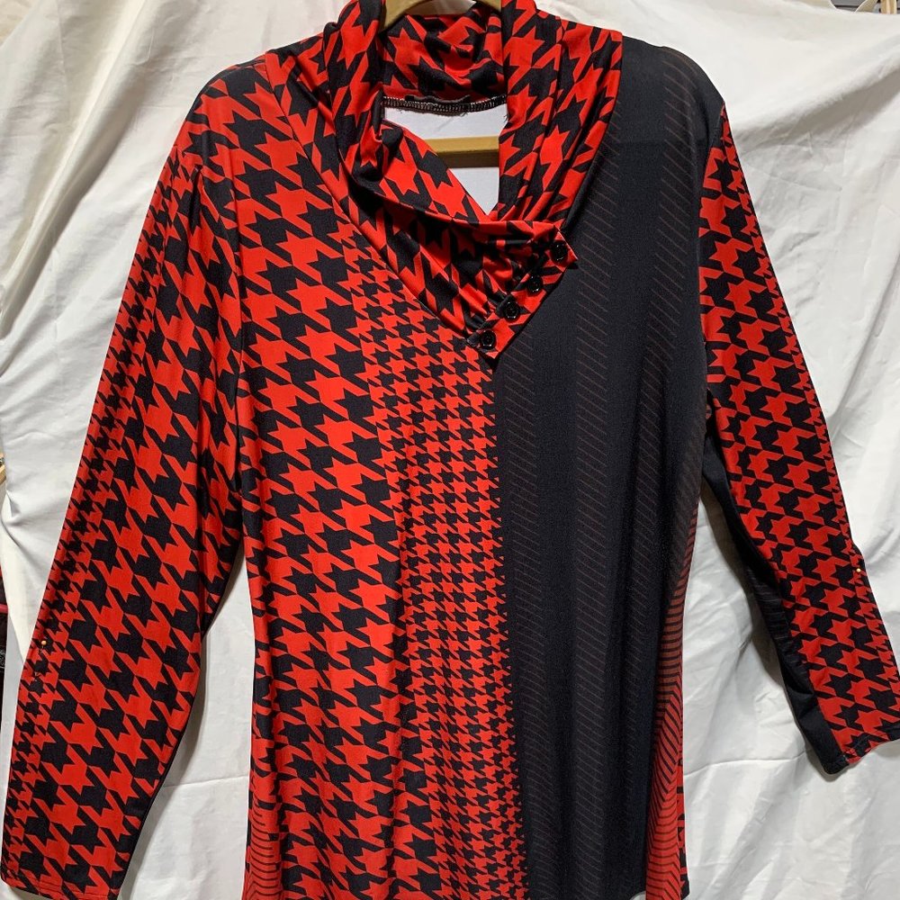 Lilly Red/Black blouse - size 2x